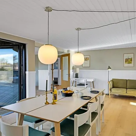 Jovana - 500m From The Sea By Interhome