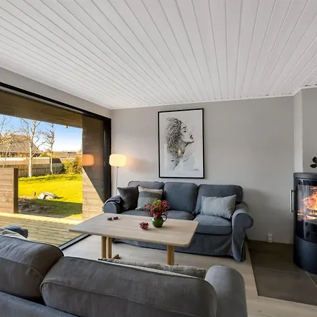 Jovana - 500m From The Sea By Interhome *